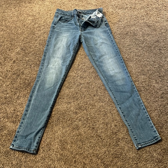 American Eagle Outfitters Denim - American Eagle Hi Rise Jegging